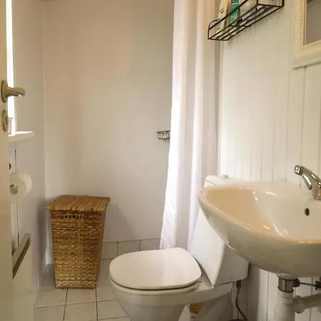 Two-bedroom Holiday In Semesterbostad *